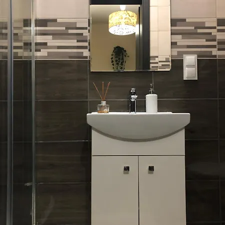 Sands Chrobrego Hostal