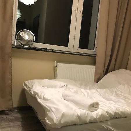 Hostal Sands Chrobrego *